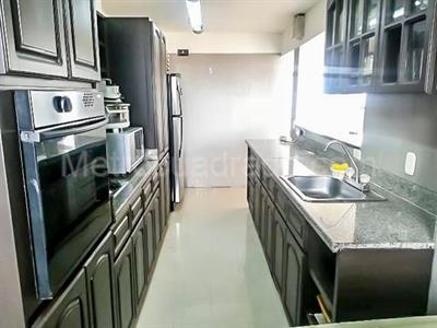Apartamento de 3 alcobas en venta en El Poblado, Medellín, 173 m² · foto 5 de 18