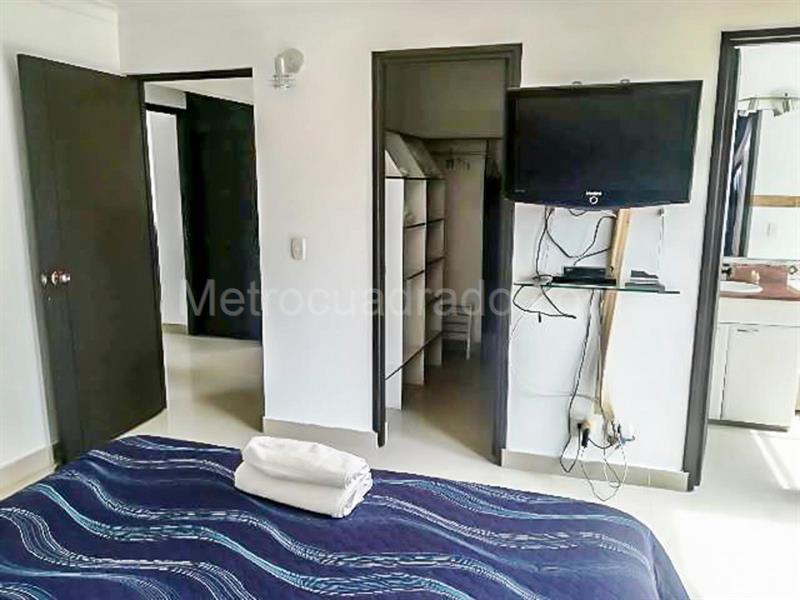 3BR Apartment for Rent & Sale in El Poblado near Loma Televida - 8