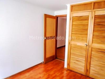 Apartamento de 3 alcobas en venta en El Poblado, Medellín, 168 m² · foto 10 de 18