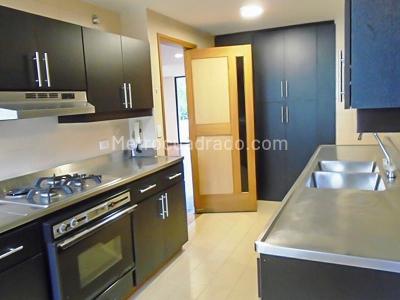 Apartamento de 3 alcobas en venta en El Poblado, Medellín, 168 m² · foto 7 de 18