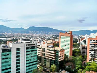 Apartamento en venta en El Poblado, Medellín · foto 13 de 16