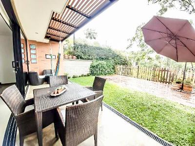 Casa de 3 alcobas en venta en El Chocho, Envigado, 182 m² · foto 14 de 19