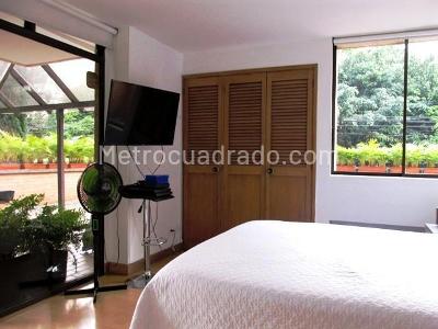 Apartamento de 4 alcobas en venta en El Poblado, Medellín, 230 m² · foto 10 de 20