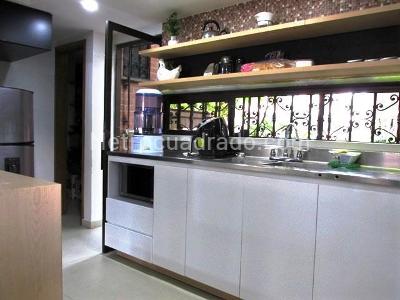 Apartamento de 4 alcobas en venta en El Poblado, Medellín, 230 m² · foto 6 de 20