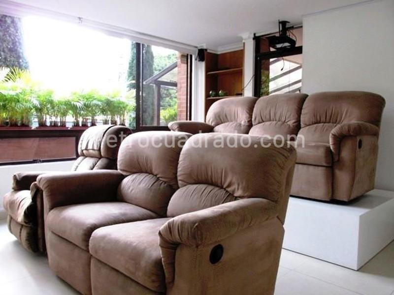 Apartamento Amplio de 4 Alcobas con Terraza en Patio Bonito - 7