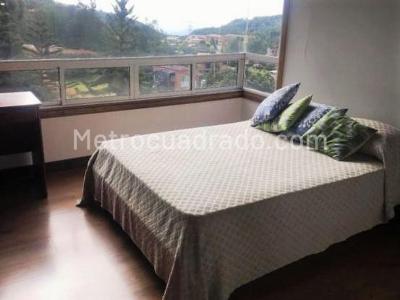 Casa de 4 alcobas en venta en El Escobero, Envigado, 407 m² · foto 9 de 16