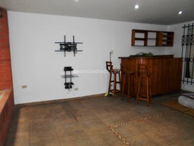 Casa en arriendo en El Poblado, Medellín · foto 12 de 16