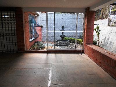 Casa en arriendo en El Poblado, Medellín · foto 13 de 16