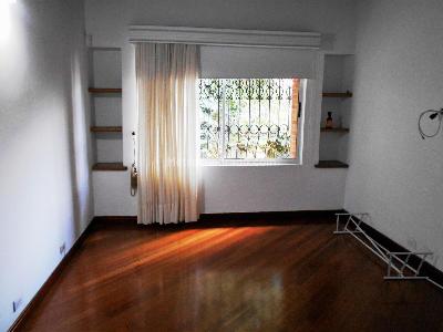 Casa en arriendo en El Poblado, Medellín · foto 9 de 16