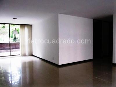 Apartamento de 3 alcobas en venta en Zuñiga, Envigado, 135 m² · foto 2 de 20