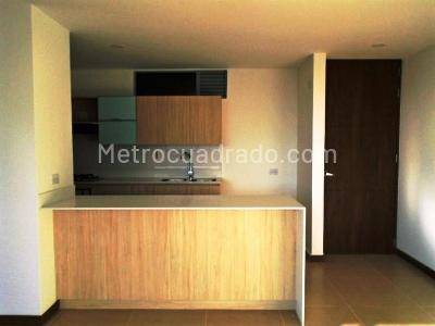 Apartaestudio en arriendo en El Poblado, Medellín · foto 3 de 10