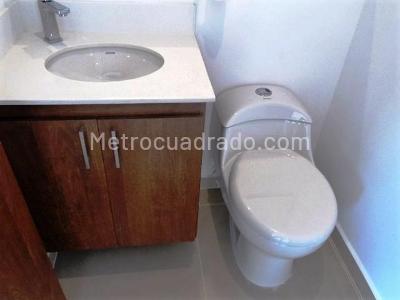 Apartaestudio en arriendo en El Poblado, Medellín · foto 9 de 10