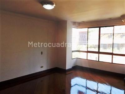 Apartamento en arriendo en El Poblado, Medellín · foto 12 de 19