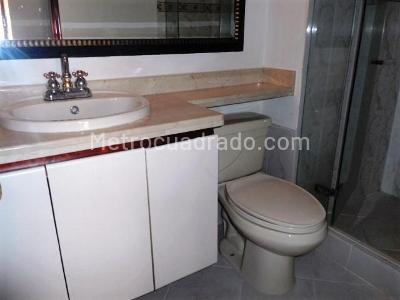 Apartamento en arriendo en El Poblado, Medellín · foto 17 de 19