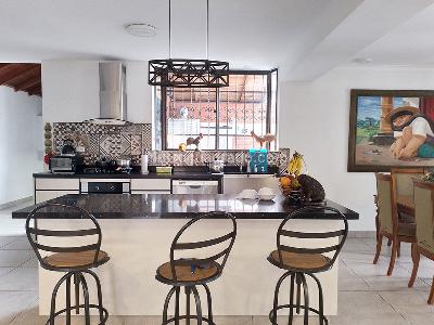 Casa de 4 alcobas en venta en El Poblado, Medellín, 320 m² · foto 5 de 20