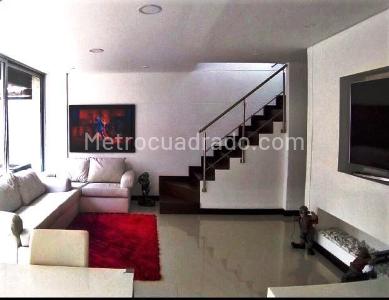 Casa de 5 alcobas en venta en El Poblado, Medellín, 850 m² · foto 5 de 20