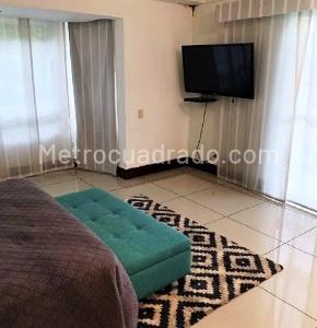 Casa de 5 alcobas en venta en El Poblado, Medellín, 850 m² · foto 14 de 20