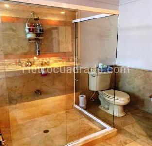 Casa de 5 alcobas en venta en El Poblado, Medellín, 850 m² · foto 17 de 20