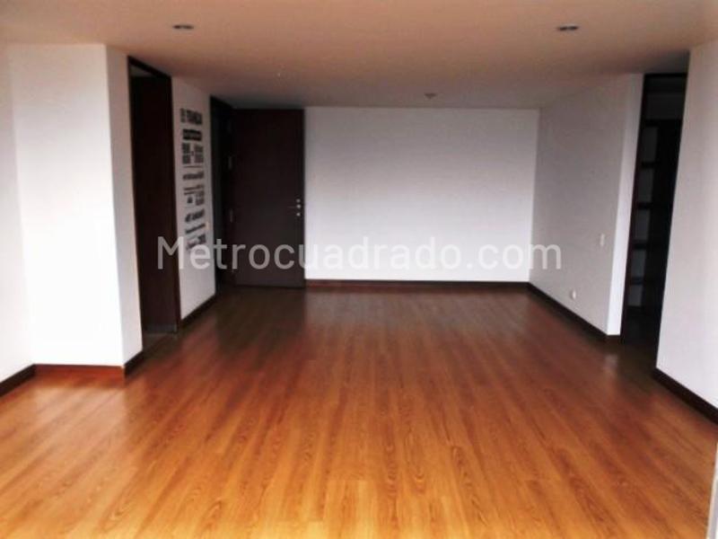 Apartamento de 3 Alcobas cerca a Carulla en San Lucas, El Poblado - 4