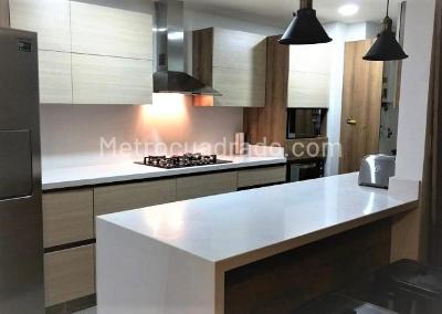Casa de 3 alcobas en venta en El Poblado, Medellín, 140 m² · foto 5 de 12