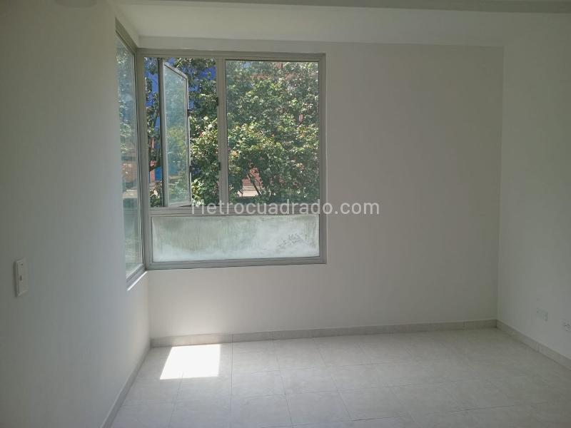 3BR Apartment for Rent in El Poblado near Jumbo de las Vegas - 8