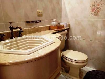 Casa de 5 alcobas en venta en El Poblado, Medellín, 550 m² · foto 15 de 20