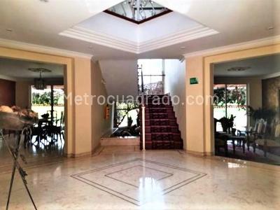Casa en Venta y Arriendo, EL POBLADO, Medellín