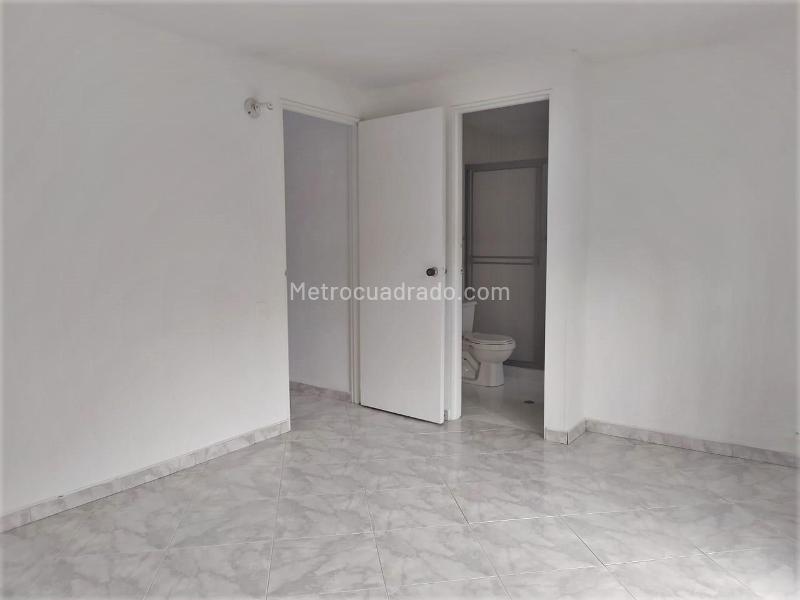 Casa de 4 Alcobas en Aguacatala, El Poblado (Alquiler y Venta) - 9