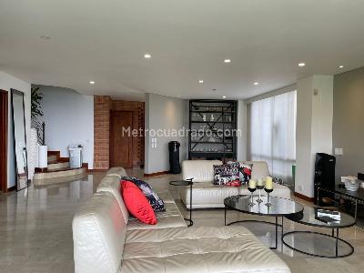 Casa de 3 alcobas en venta en El Poblado, Medellín, 355 m² · foto 5 de 20