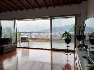 Casa de 3 alcobas en venta en El Poblado, Medellín, 355 m² · foto 9 de 20