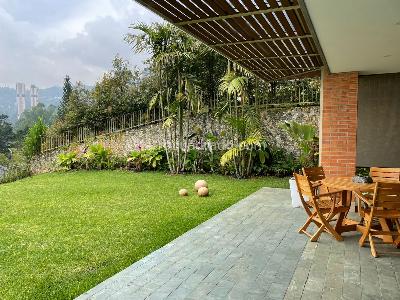 Casa de 3 alcobas en venta en El Poblado, Medellín, 355 m² · foto 18 de 20