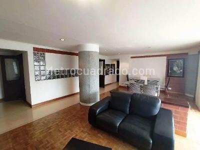 Apartamento en venta en El Poblado, Medellín · foto 3 de 19