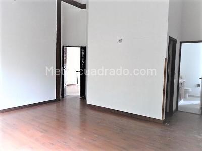 Casa de 3 alcobas en venta en El Poblado, Medellín, 260 m² · foto 8 de 18