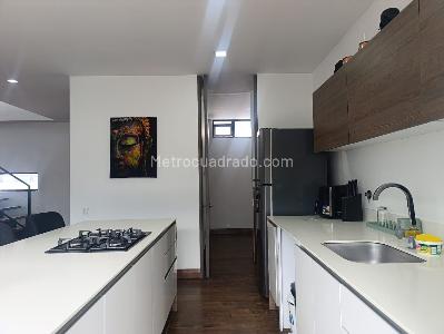 Apartamento de 2 alcobas en venta en San Lucas, Medellín, 199 m² · foto 6 de 20