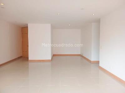 Apartamento de 3 alcobas en venta en La Florida, Medellín, 157 m² · foto 3 de 17