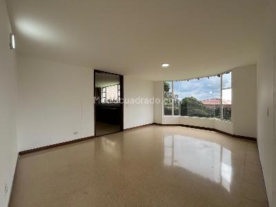 Casa de 5 alcobas en arriendo en Alto De Escobero, Envigado, 340 m² · foto 4 de 20