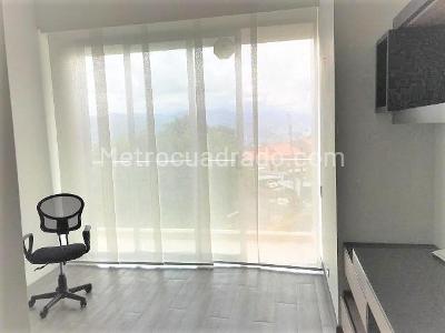 Casa de 3 alcobas en venta en San Lucas, Envigado, 256 m² · foto 10 de 19