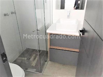 Casa de 3 alcobas en venta en San Lucas, Envigado, 256 m² · foto 15 de 19