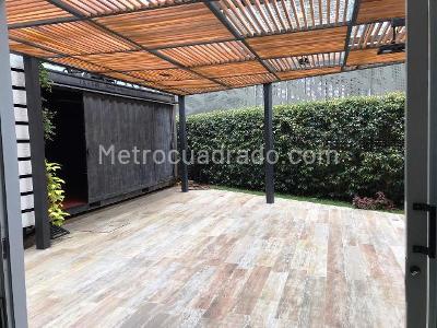 Casa de 3 alcobas en venta en San Lucas, Envigado, 256 m² · foto 18 de 19