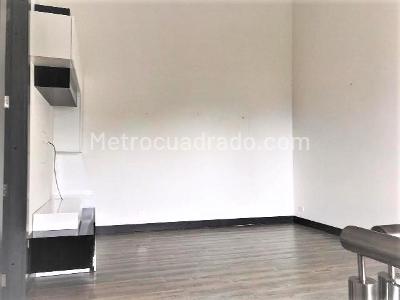 Casa de 3 alcobas en venta en San Lucas, Envigado, 256 m² · foto 6 de 19