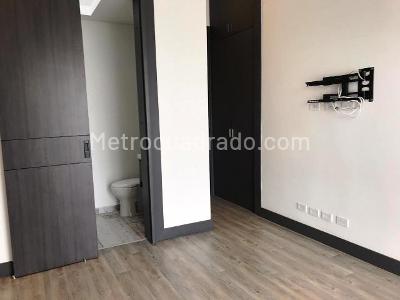 Casa de 3 alcobas en venta en San Lucas, Envigado, 256 m² · foto 9 de 19