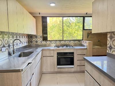 Apartamento de 3 alcobas en arriendo en Las Lomas, Medellín, 160 m² · foto 9 de 20