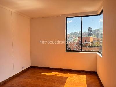 Apartamento de 3 alcobas en arriendo en Las Lomas, Medellín, 160 m² · foto 18 de 20