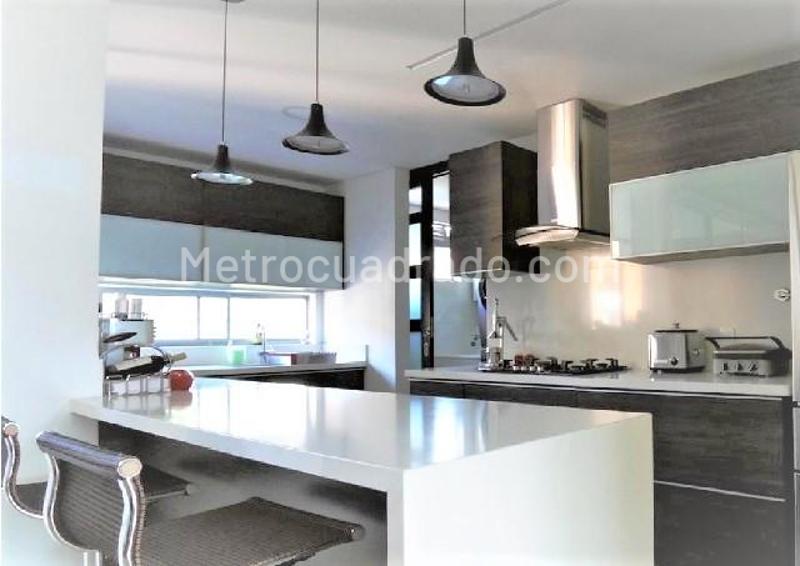 Furnished 3BR Apartment in Alejandria, El Poblado - 7