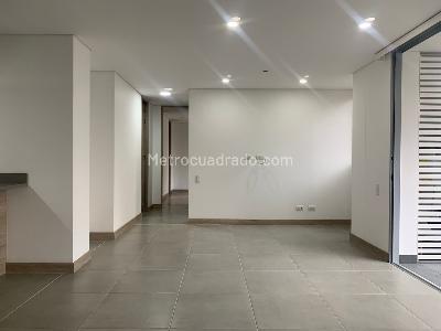 Apartamento de 2 alcobas en venta en Cumbres, Envigado, 89 m² · foto 3 de 17