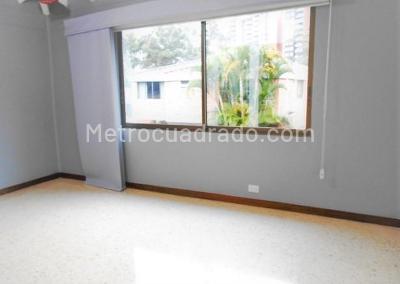 Casa de 3 alcobas en venta en Loma Los Benedictinos, Envigado, 330 m² · foto 12 de 16