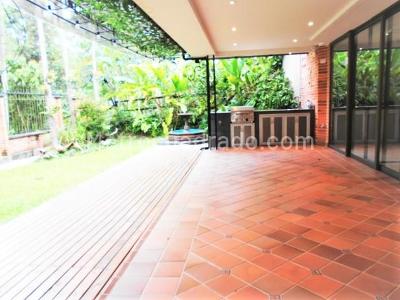 Casa de 3 alcobas en venta en Loma Los Benedictinos, Envigado, 330 m² · foto 15 de 16