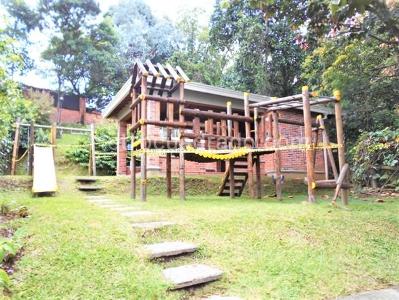 Casa de 3 alcobas en venta en Loma Los Benedictinos, Envigado, 330 m² · foto 16 de 16