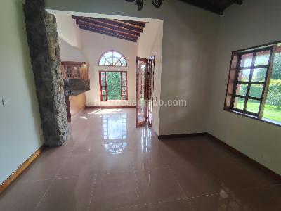 Casa de 3 alcobas en arriendo en Acuarela, Envigado, 230 m² · foto 5 de 20