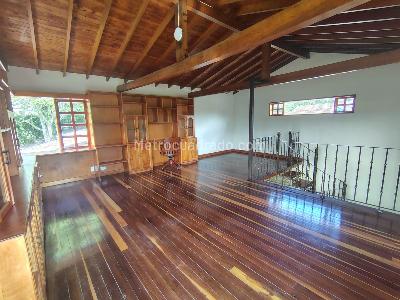 Casa de 3 alcobas en arriendo en Acuarela, Envigado, 230 m² · foto 9 de 20